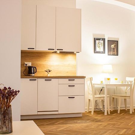 Mieszkanie W Sercu Warszawy Warsaw Exterior photo